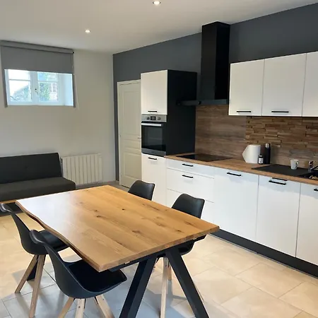 Apartment Du Pre Robert Laon