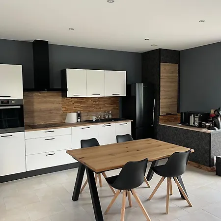 Апартаменты Du Pre Robert